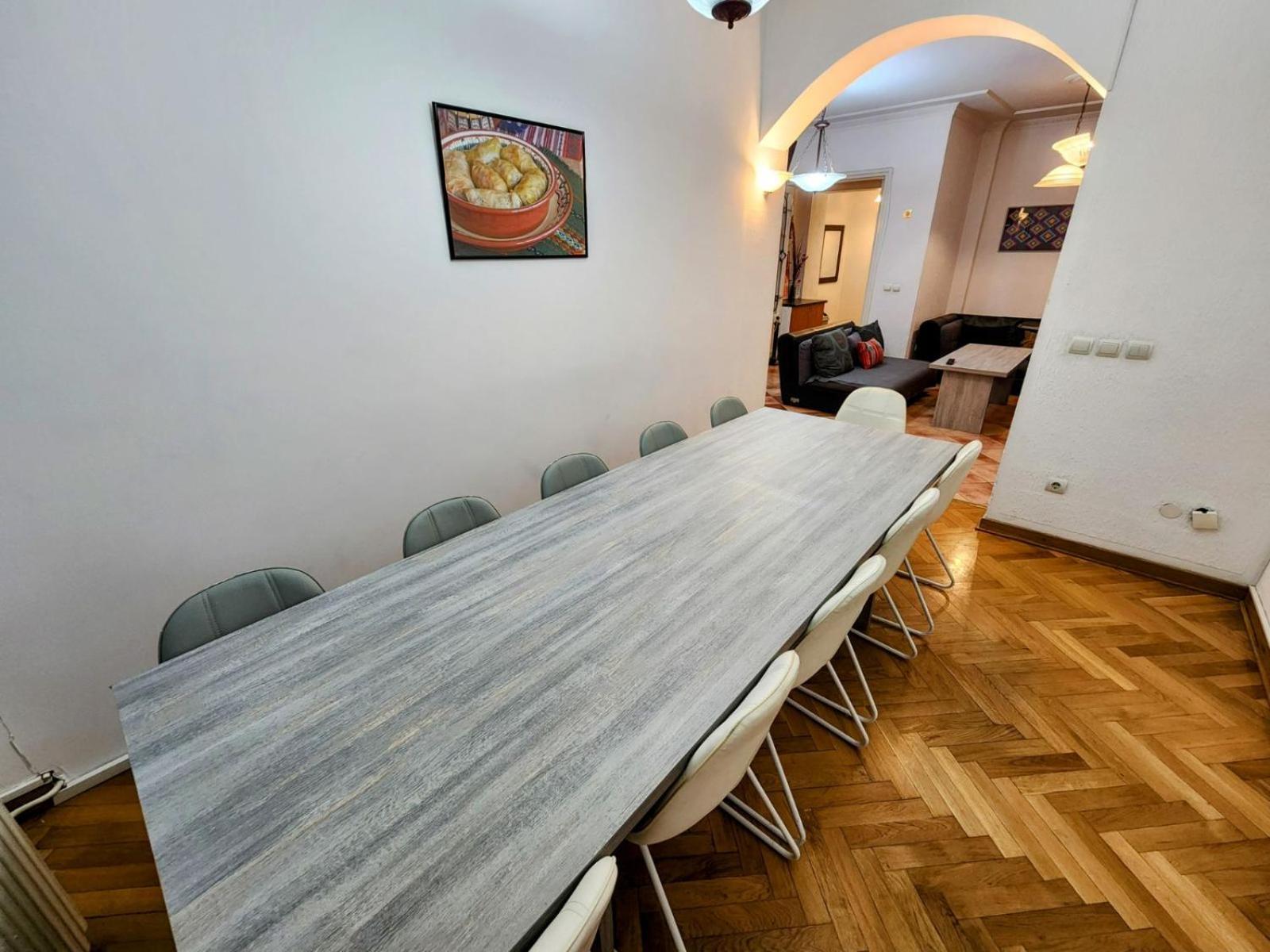 Authentic Belgrade Centre Apartments For Large Groups, Republic Square - Up To 47 People In 5 Apartments Habitación foto