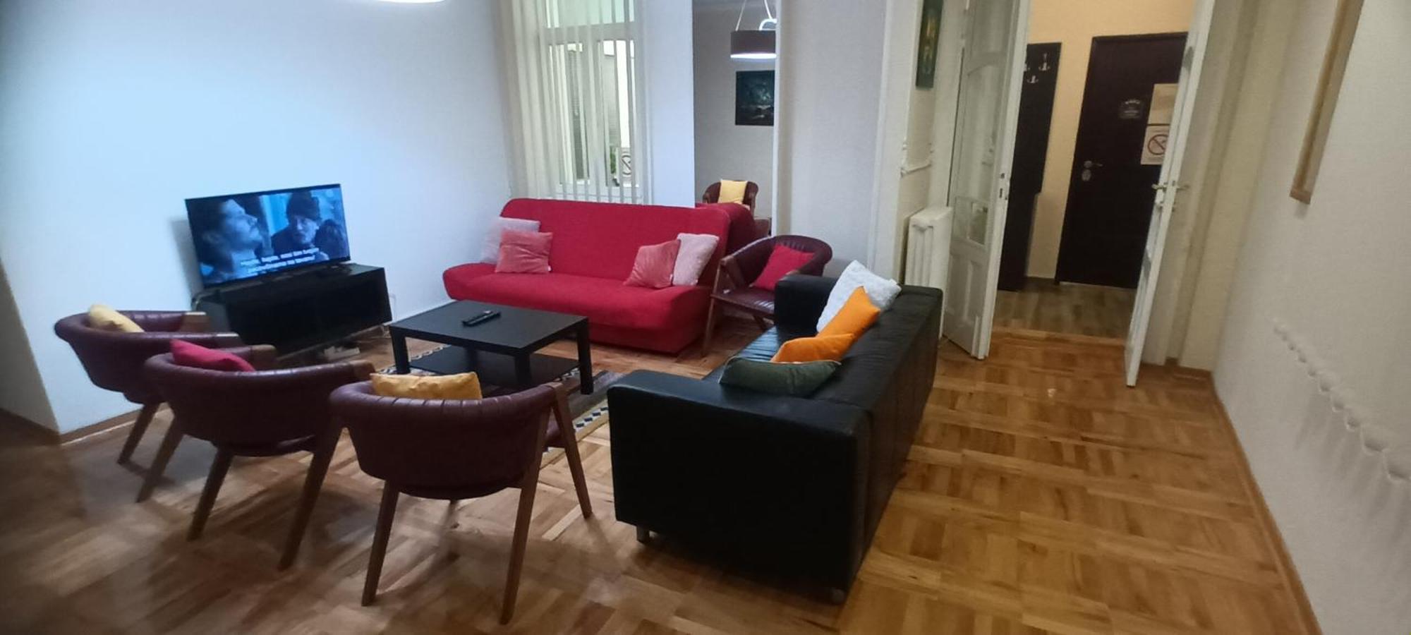 Authentic Belgrade Centre Apartments For Large Groups, Republic Square - Up To 47 People In 5 Apartments Habitación foto