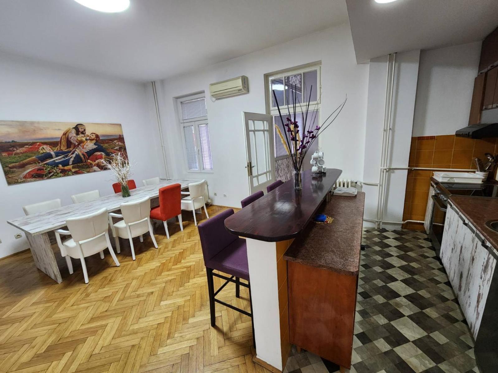 Authentic Belgrade Centre Apartments For Large Groups, Republic Square - Up To 47 People In 5 Apartments Habitación foto