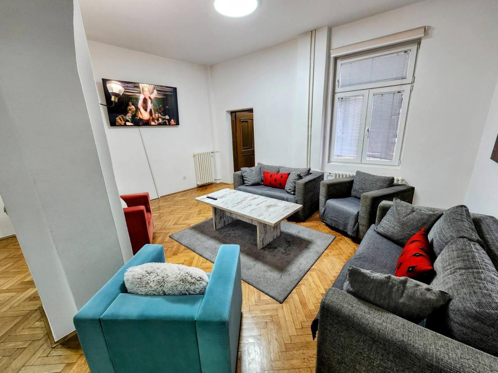 Authentic Belgrade Centre Apartments For Large Groups, Republic Square - Up To 47 People In 5 Apartments Habitación foto